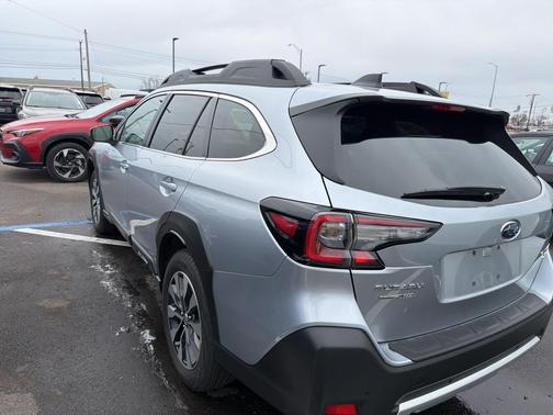 2025 Subaru Outback Limited XT