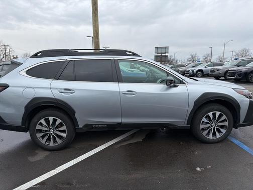 2025 Subaru Outback Limited XT