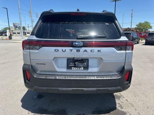 Ice Silver Metallic 2026 Subaru Outback Limited XT