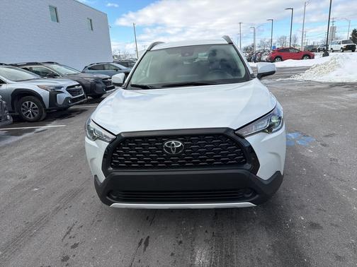 2022 Toyota Corolla Cross LE
