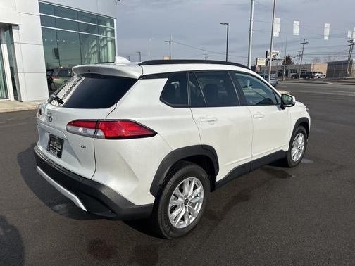 2022 Toyota Corolla Cross LE