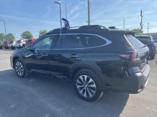 2025 Subaru Outback Touring XT