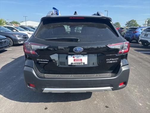 2025 Subaru Outback Touring XT