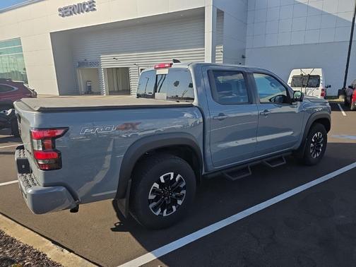 2024 Nissan Frontier PRO-4X