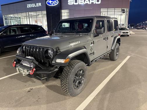 2020 Jeep Wrangler Unlimited Willys 4X4