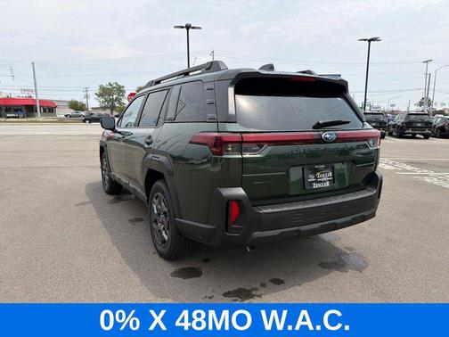 Deep Emerald Green Pearl 2026 Subaru Outback Premium