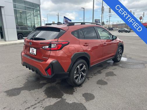 Sun Blaze Pearl 2024 Subaru Crosstrek Premium