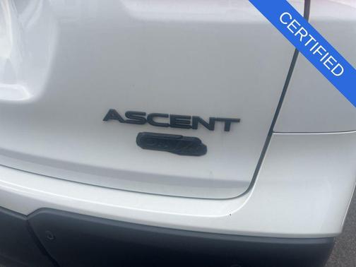 Crystal White Pearl 2023 Subaru Ascent Onyx Edition Limited 7-Passenger