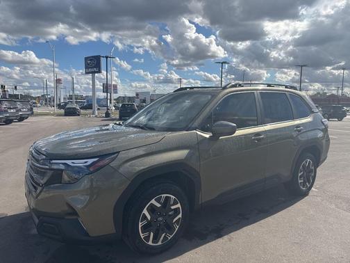 2025 Subaru Forester Premium