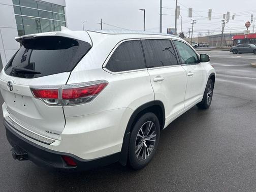 2016 Toyota Highlander XLE