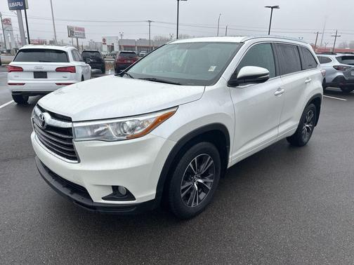 2016 Toyota Highlander XLE