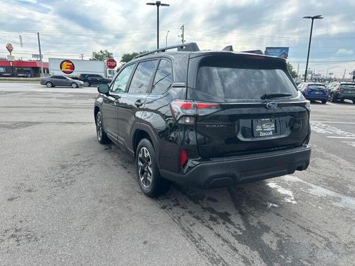 Crystal Black Silica 2026 Subaru Forester Premium