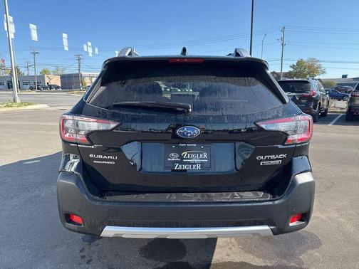 2025 Subaru Outback Touring