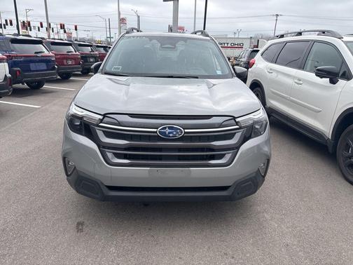 2025 Subaru Forester Premium