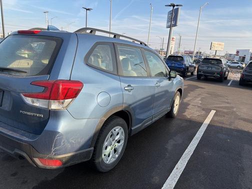 2022 Subaru Forester Base