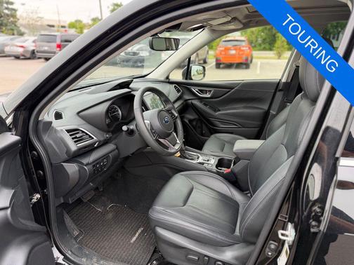 Crystal Black Silica 2022 Subaru Forester Touring