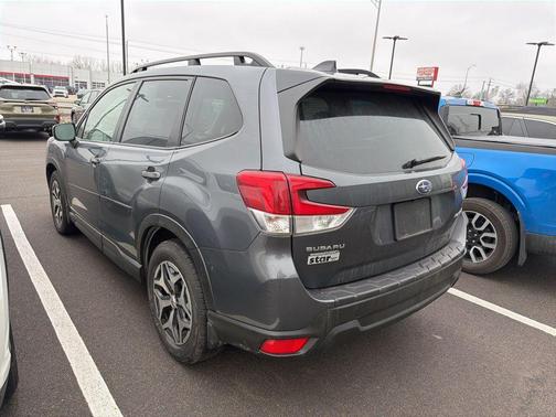 2024 Subaru Forester Premium