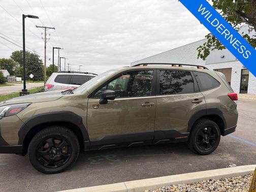 Autumn Green Metallic 2024 Subaru Forester Wilderness