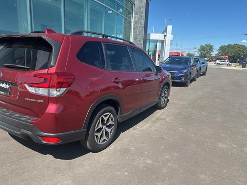 2021 Subaru Forester Premium