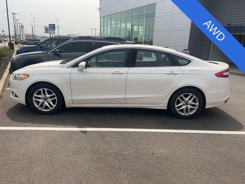 White Platinum Tri-Coat Metallic 2013 Ford Fusion Titanium