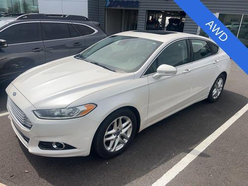 White Platinum Tri-Coat Metallic 2013 Ford Fusion Titanium
