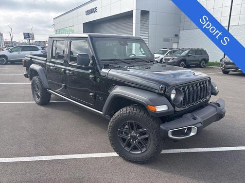 Black Clearcoat 2025 Jeep Gladiator Sport S