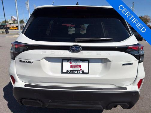 Crystal White Pearl 2025 Subaru Forester Touring