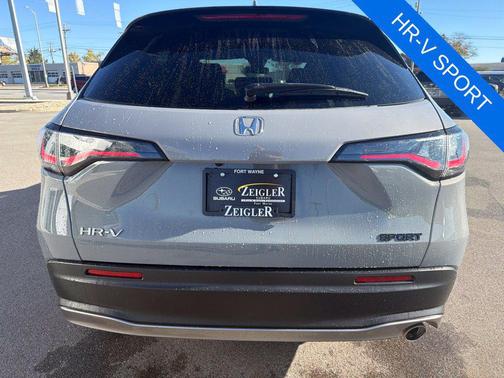 Urban Gray Pearl 2024 Honda HR-V Sport