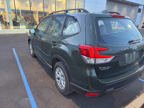 2023 Subaru Forester Base