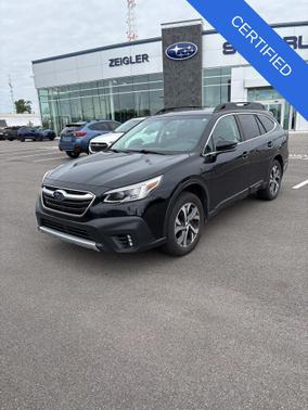 Crystal Black Silica 2022 Subaru Outback Limited