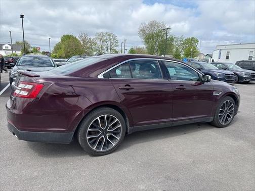 2019 Ford Taurus Limited