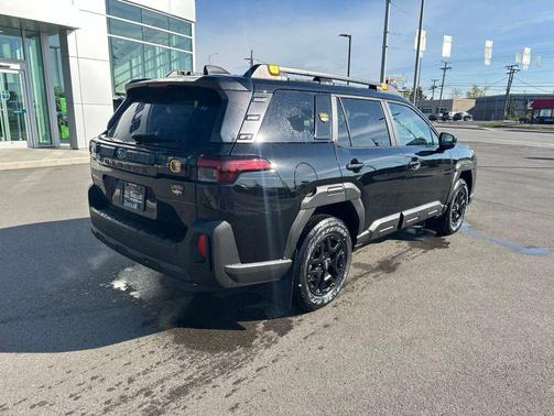 Crystal Black Silica 2026 Subaru Outback Wilderness