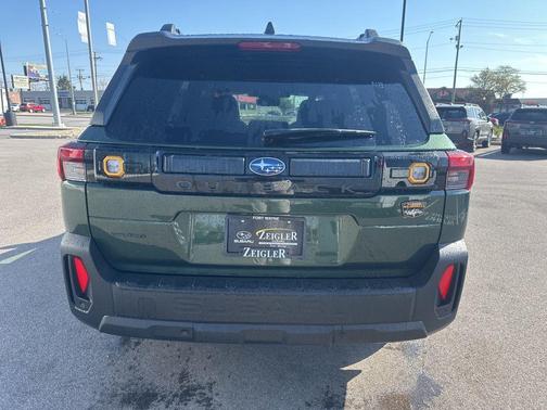 Deep Emerald Green Pearl 2026 Subaru Outback Wilderness