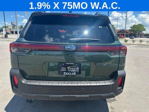Deep Emerald Green Pearl 2026 Subaru Outback Premium
