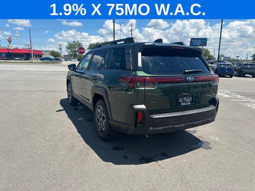 Deep Emerald Green Pearl 2026 Subaru Outback Premium