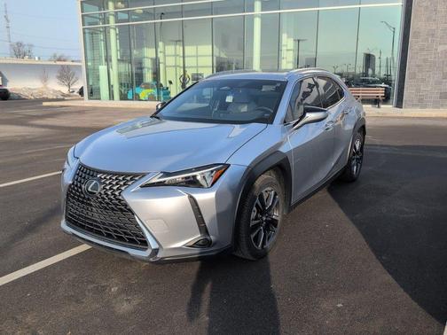 2025 Lexus UX 300h Premium