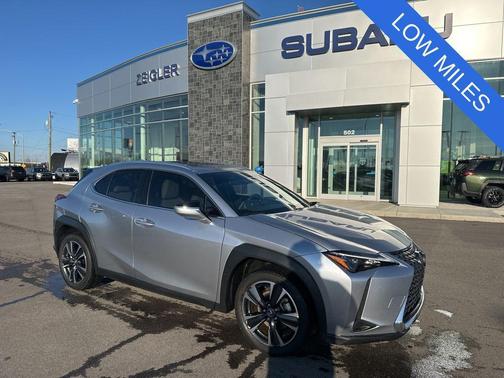 2025 Lexus UX 300h Premium