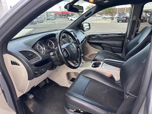 2020 Dodge Grand Caravan SXT