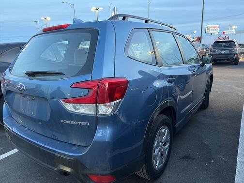 2022 Subaru Forester Base