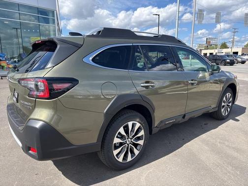 2025 Subaru Outback Touring XT