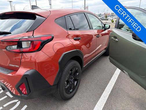 Sun Blaze Pearl 2024 Subaru Crosstrek Base