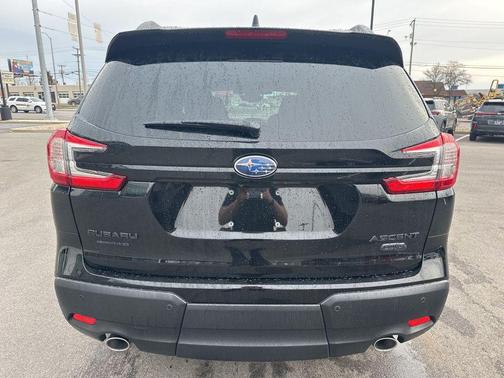 Crystal Black Silica 2026 Subaru Ascent Onyx Edition Touring 7-Passenger