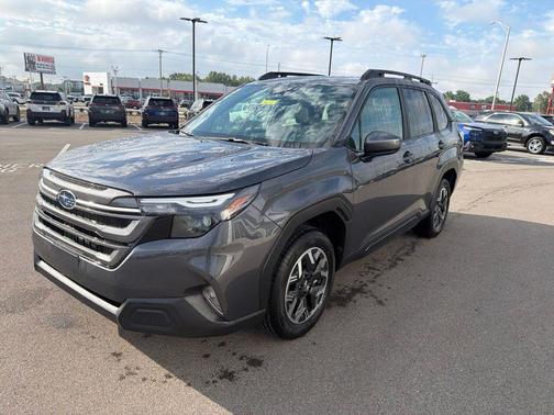 Magnetite Gray Metallic 2026 Subaru Forester Premium