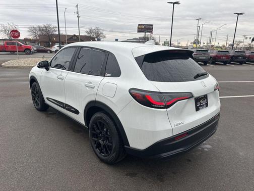 2023 Honda HR-V LX