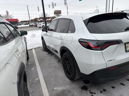 2023 Honda HR-V LX