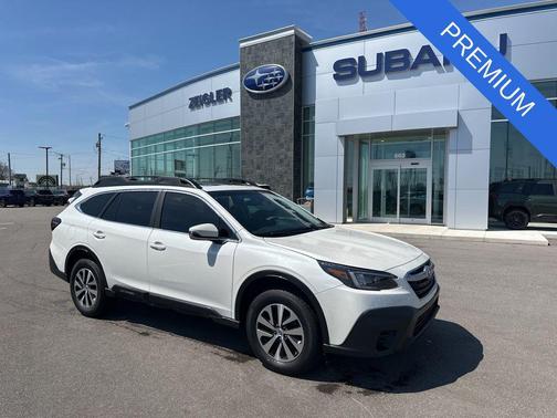 Crystal White Pearl 2022 Subaru Outback Premium