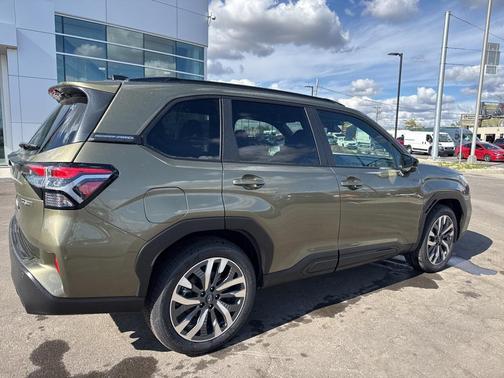 2025 Subaru Forester Hybrid Touring