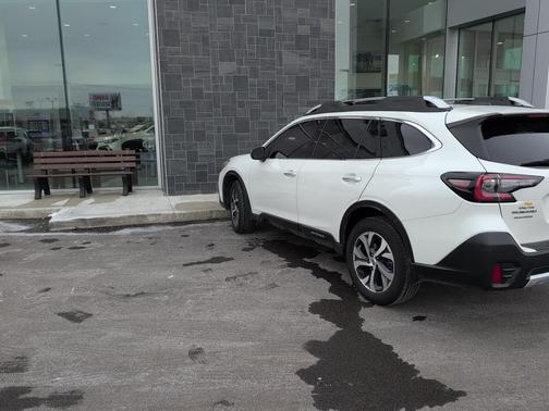 2020 Subaru Outback Touring XT