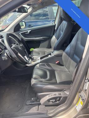 Bronze 2014 Volvo XC60 T6 Platinum