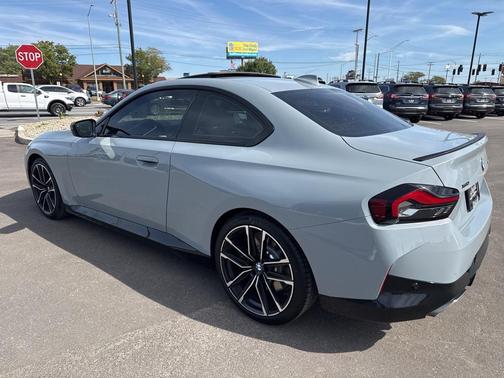 2022 BMW M240 i xDrive